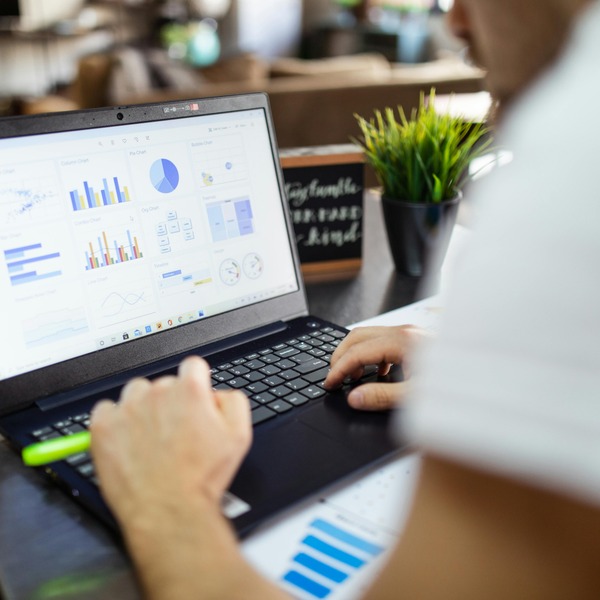 Strategic Sourcing & Supplier Selection